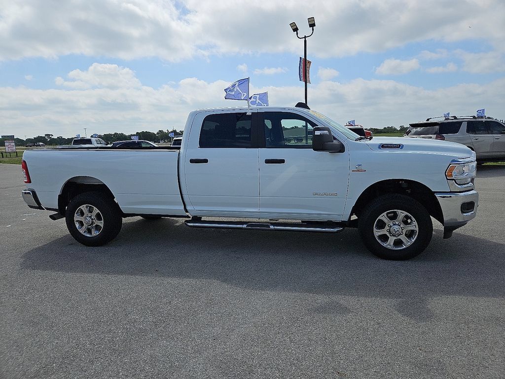Used 2024 RAM 3500 Big Horn AWD/4WD image 9