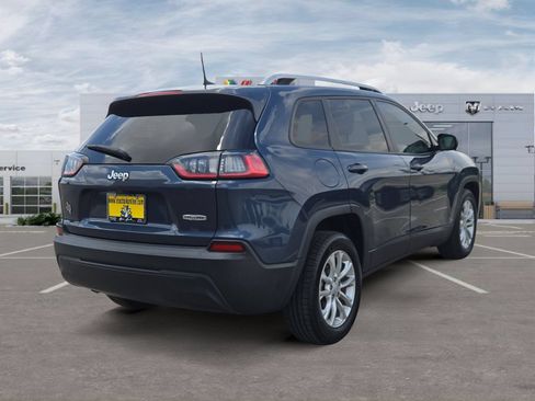 Used 2020 Jeep Cherokee Latitude FWD image 5