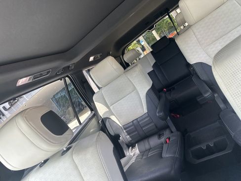 Used 2024 Toyota Sequoia Capstone RWD image 4