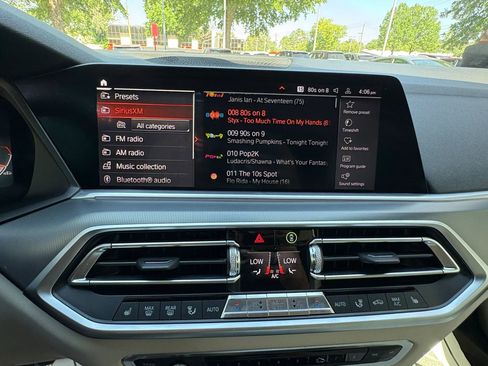 Used 2019 BMW X5 xDrive50i w/ M Sport Package AWD/4WD image 47