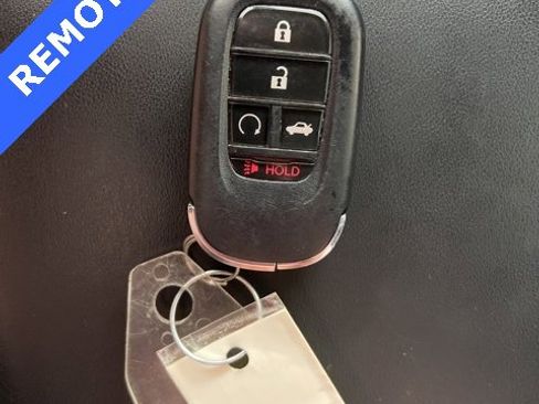 Used 2023 Honda Accord Touring image 4