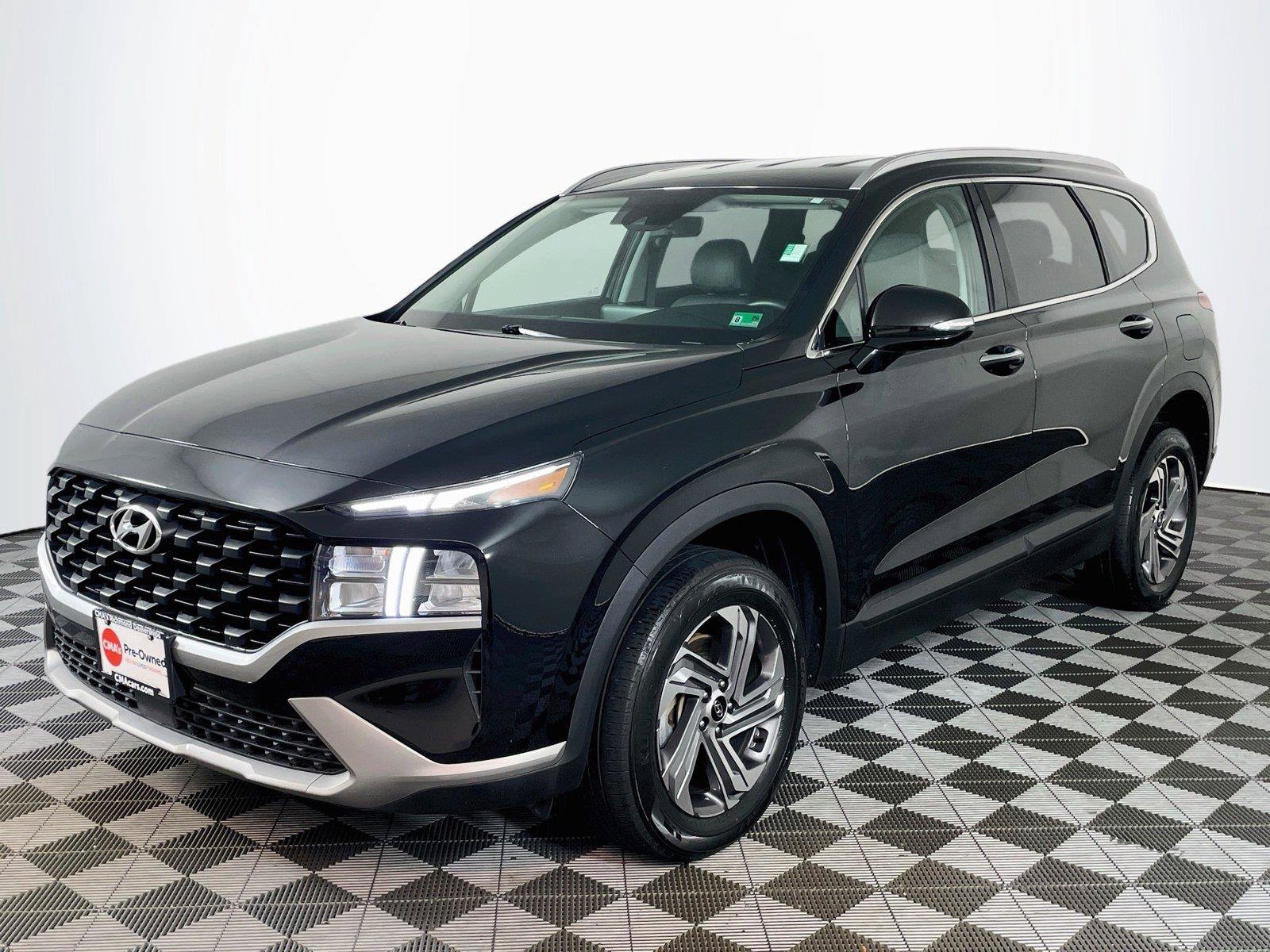 Used 2023 Hyundai Santa Fe SEL AWD/4WD image 3