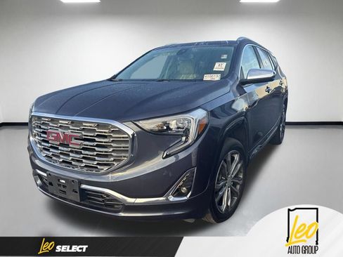 Used 2018 GMC Terrain Denali w/ Driver Alert Package II AWD/4WD image 1