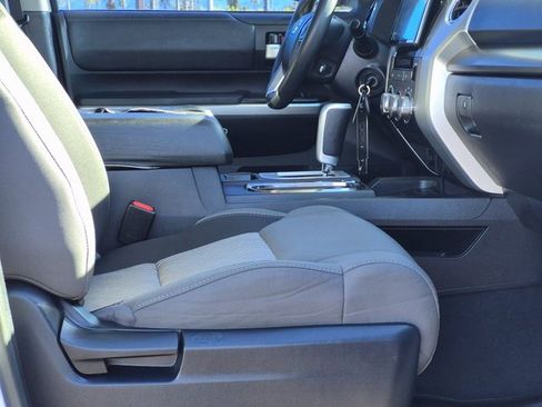 Used 2016 Toyota Tundra SR5 image 19