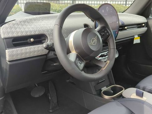 Used 2025 MINI Cooper S image 15