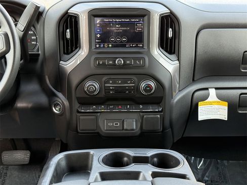 Used 2023 Chevrolet Silverado 1500 Custom Trail Boss image 13