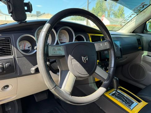 Used 2006 Dodge Charger R/T RWD image 11
