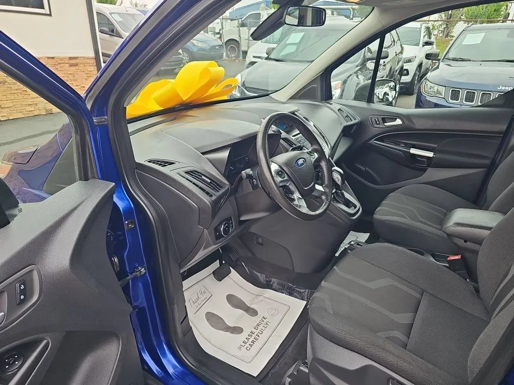 Used 2016 Ford Transit Connect XLT FWD image 9