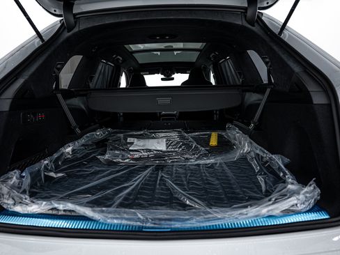 New 2026 Audi SQ7 Prestige image 19