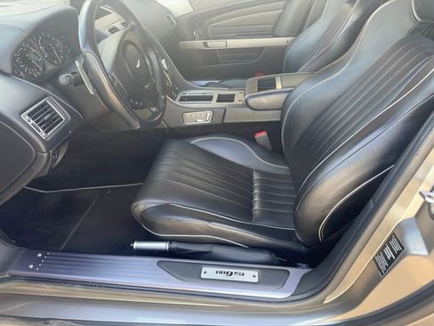 Used 2016 Aston Martin DB9 GT image 13