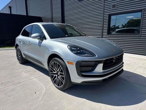 New 2026 Porsche Macan AWD/4WD image 9
