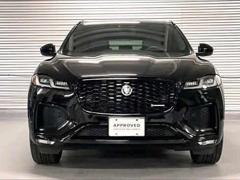 Used 2025 Jaguar F-PACE R-Dynamic S image 2