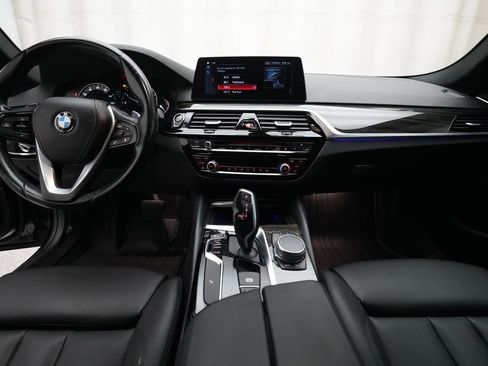 Used 2017 BMW 530i xDrive AWD/4WD image 5