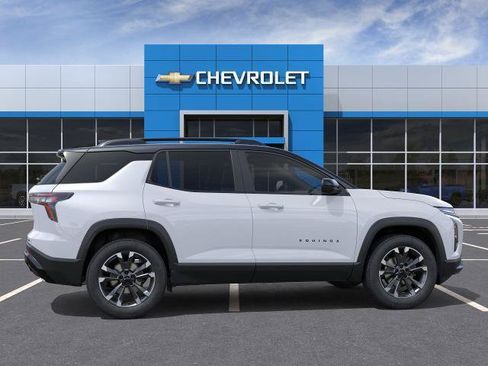 Used 2026 Chevrolet Equinox RS AWD/4WD image 5