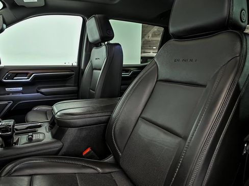 Used 2023 GMC Sierra 1500 Denali AWD/4WD image 14