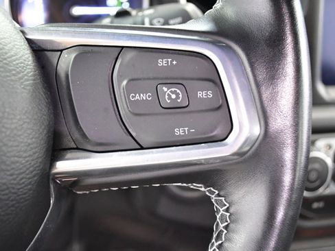 Used 2023 Jeep Wrangler Unlimited Sahara w/ Cold Weather Group AWD/4WD image 22