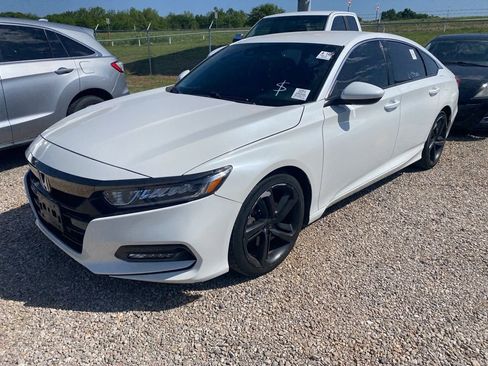 Used 2020 Honda Accord Sport image 3