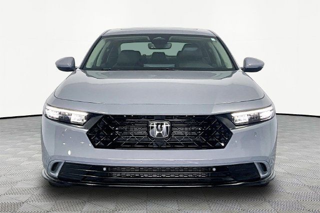 Used 2024 Honda Accord EX-L image 3