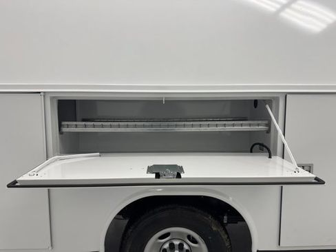 New 2026 Chevrolet Express 3500 w/ Power Convenience Package RWD image 30