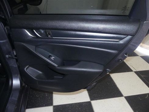 Used 2020 Honda Accord Sport image 25