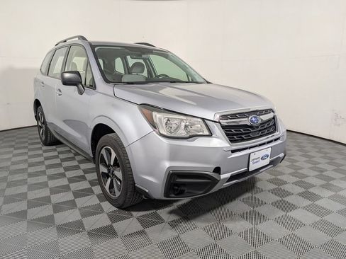 Used 2017 Subaru Forester 2.5i w/ Alloy Wheel Package AWD/4WD image 1