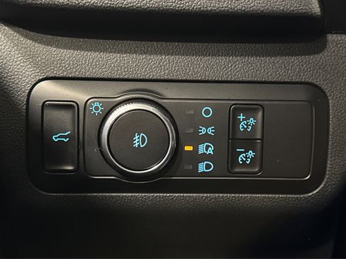 Used 2025 Ford Escape Platinum AWD/4WD image 21