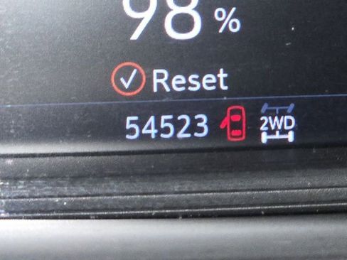 Used 2022 GMC Sierra 1500 Elevation w/ LPO, Elevation Black Package image 15