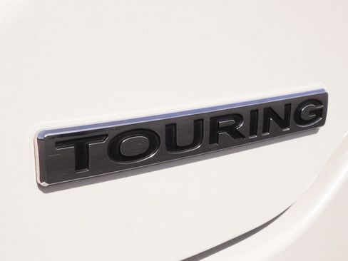 Used 2025 Honda Pilot Touring image 39