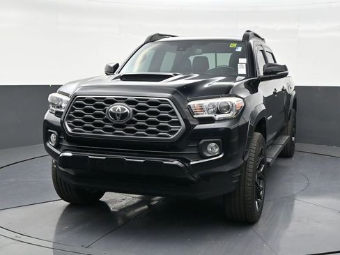 Used 2020 Toyota Tacoma TRD Sport RWD image 8