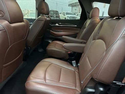 Used 2021 Buick Enclave Avenir w/ Avenir Technology Package image 19