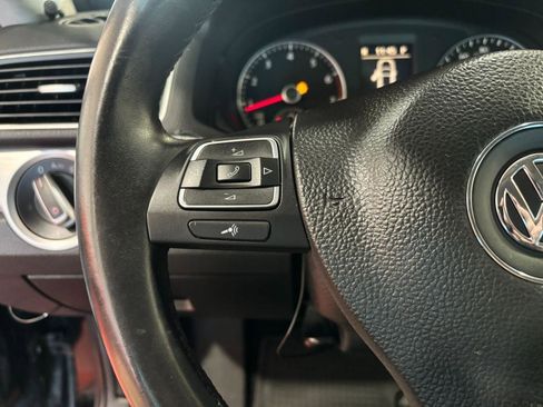 Used 2012 Volkswagen Passat 2.5 SE image 22