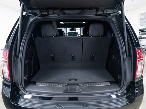 Used 2022 Chevrolet Tahoe Z71 w/ Z71 Off-Road Package image 8