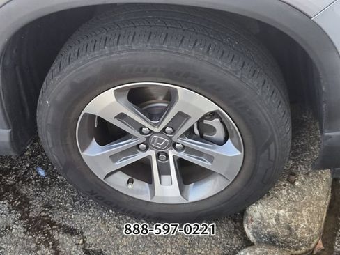 Used 2024 Honda Pilot EX-L image 7