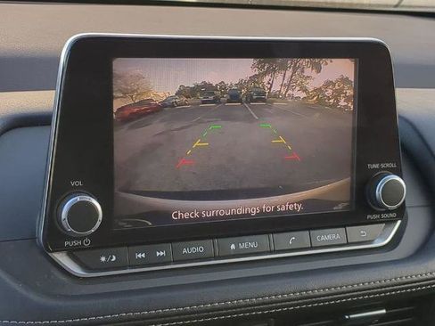 Certified 2023 Nissan Rogue SV FWD image 20