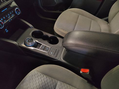 Used 2022 Ford Escape SE FWD image 26