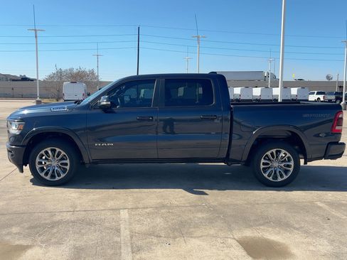 Used 2021 RAM 1500 Laramie w/ Sport Appearance Package image 7