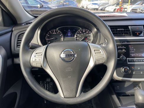 Used 2017 Nissan Altima 2.5 S w/ Power Driver Seat Package FWD image 11
