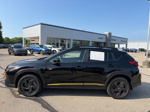 Used 2025 Subaru Crosstrek 2.5i Sport AWD/4WD image 4