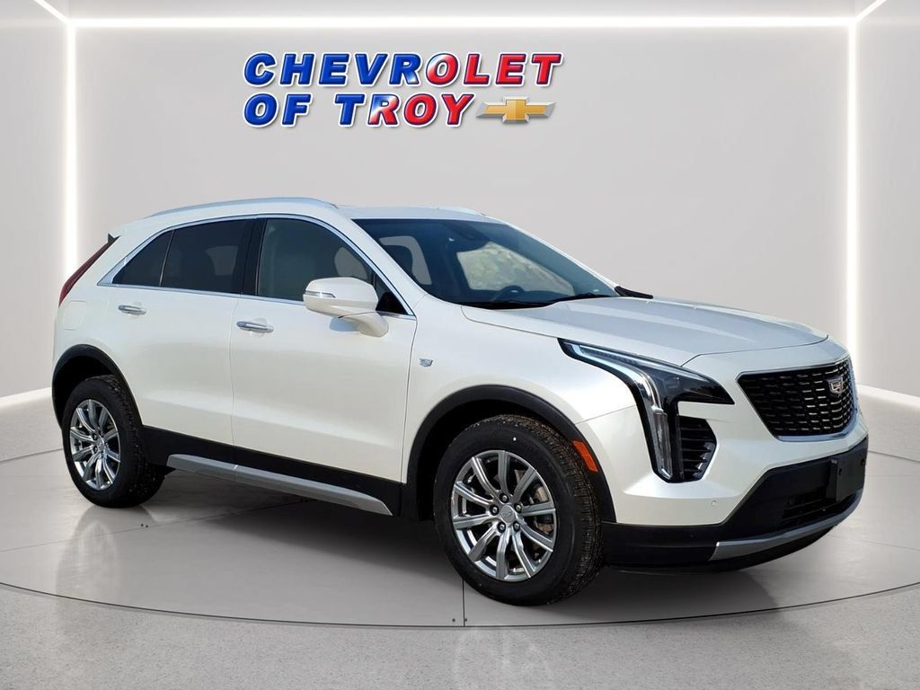 Used 2023 Cadillac XT4 Premium Luxury w/ Sun And Sound Package AWD/4WD image 1