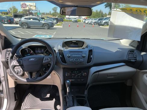 Used 2017 Ford Escape SE AWD/4WD image 21