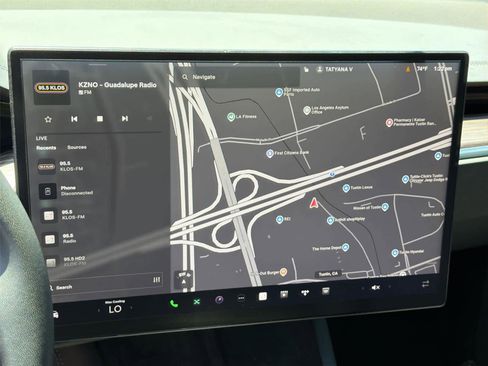 Used 2024 Tesla Model X AWD/4WD image 18