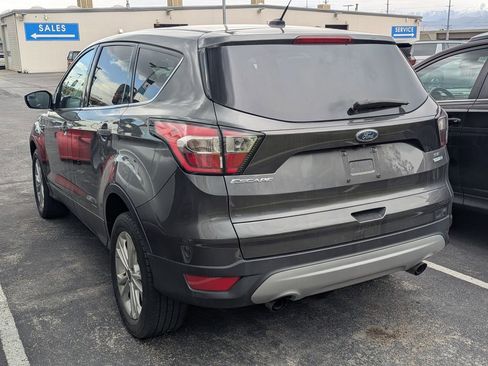 Used 2017 Ford Escape SE AWD/4WD image 5