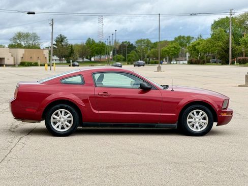 Used 2008 Ford Mustang Coupe RWD image 4