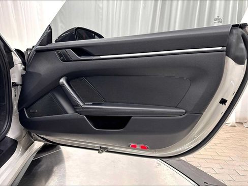 Used 2024 Porsche 911 Carrera T RWD image 27