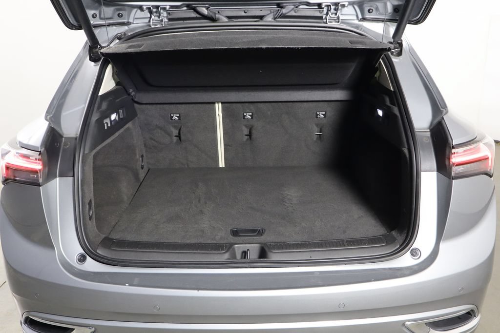 Used 2023 Buick Envision Avenir FWD image 17