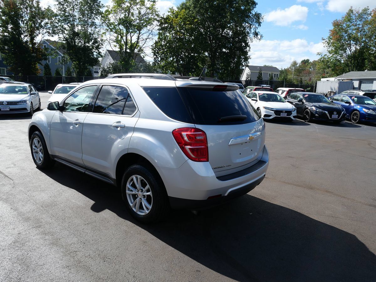Used 2017 Chevrolet Equinox LT w/ Convenience Package AWD/4WD image 5