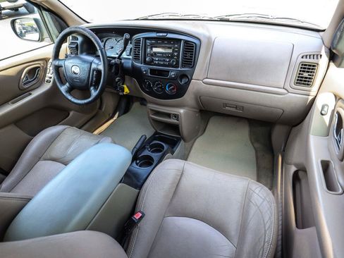 Used 2001 MAZDA Tribute ES AWD/4WD image 19