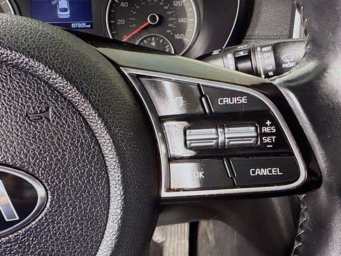 Used 2019 Kia Optima S w/ S Panoramic Sunroof Package image 15