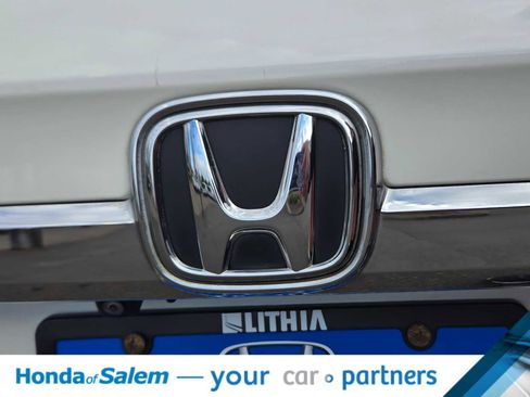 Used 2019 Honda Odyssey EX-L image 8