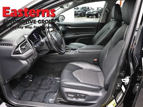 Used 2024 Toyota Camry SE w/ Cold Weather Package FWD image 14